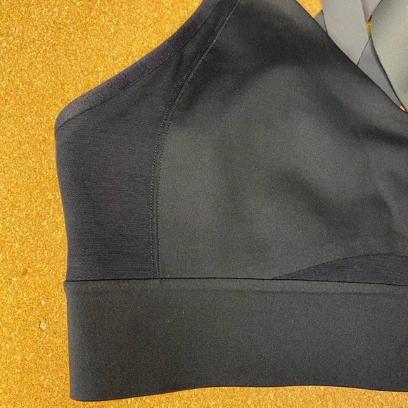 BROOKS Black Drive Interlace Run Sport Bra High
Impact Size 34C/D - Picture 4 of 15